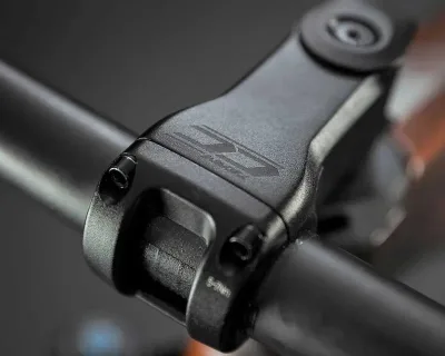 Винос MERIDA TEAM CC III Black, 31,8 mm, 70 mm, Angle: 6°, Alloy Flattop Design, Garmin mount